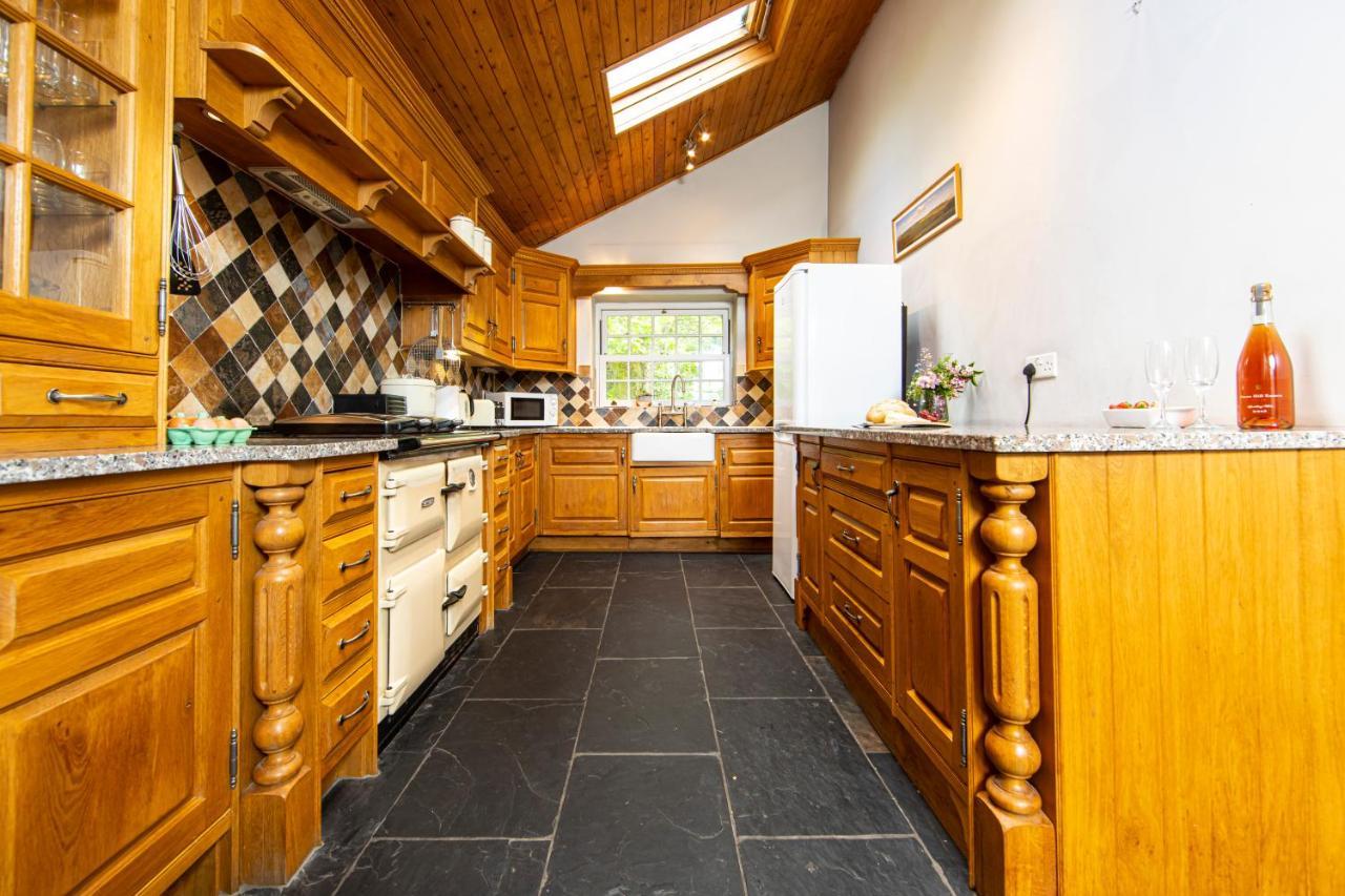 Swansea Valley Holiday Cottages Cilybebyll Exterior foto