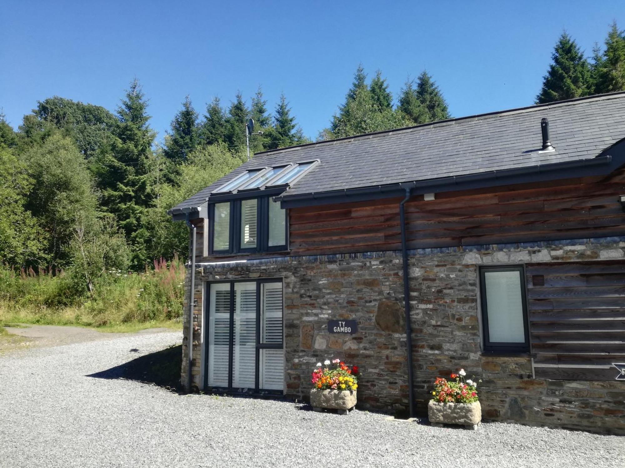 Swansea Valley Holiday Cottages Cilybebyll Exterior foto